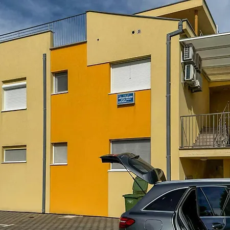 Apartment Gorgeous In Privlaka (Zadar)