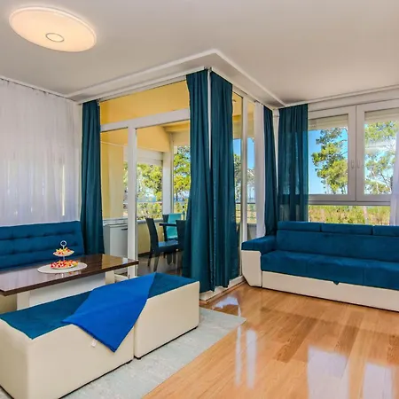 Awesome In With House Sea View * Privlaka (Zadar)