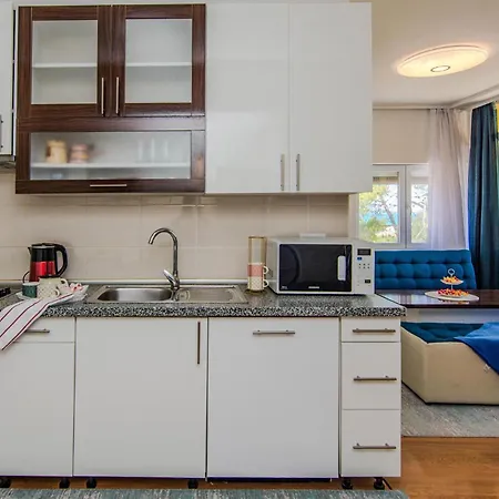 Awesome In With House Sea View Privlaka (Zadar)